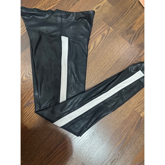 SPANX Faux Leather Leggings Black White Stripe High Waisted Womens Large - Picture 8 of 8